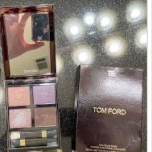 PRETTY BABY” QUAD EYE SHADOW PALETTE by TOM FORD - Picture 11 of 11